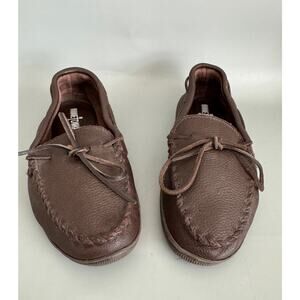 Men's Minnetonka Brown Leather Moccasin Slippers 10M Driving Shoes EUC